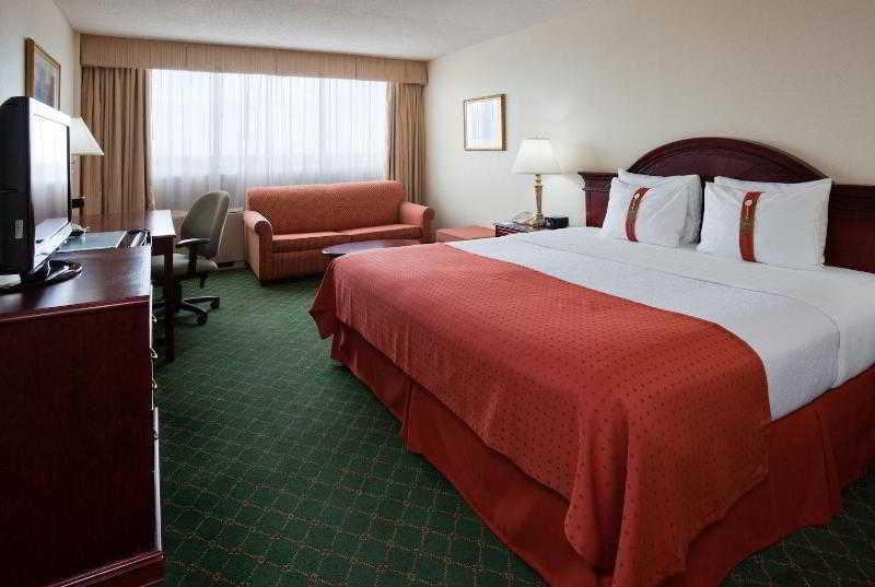 Holiday Inn Winnipeg-South By Ihg Exterior photo