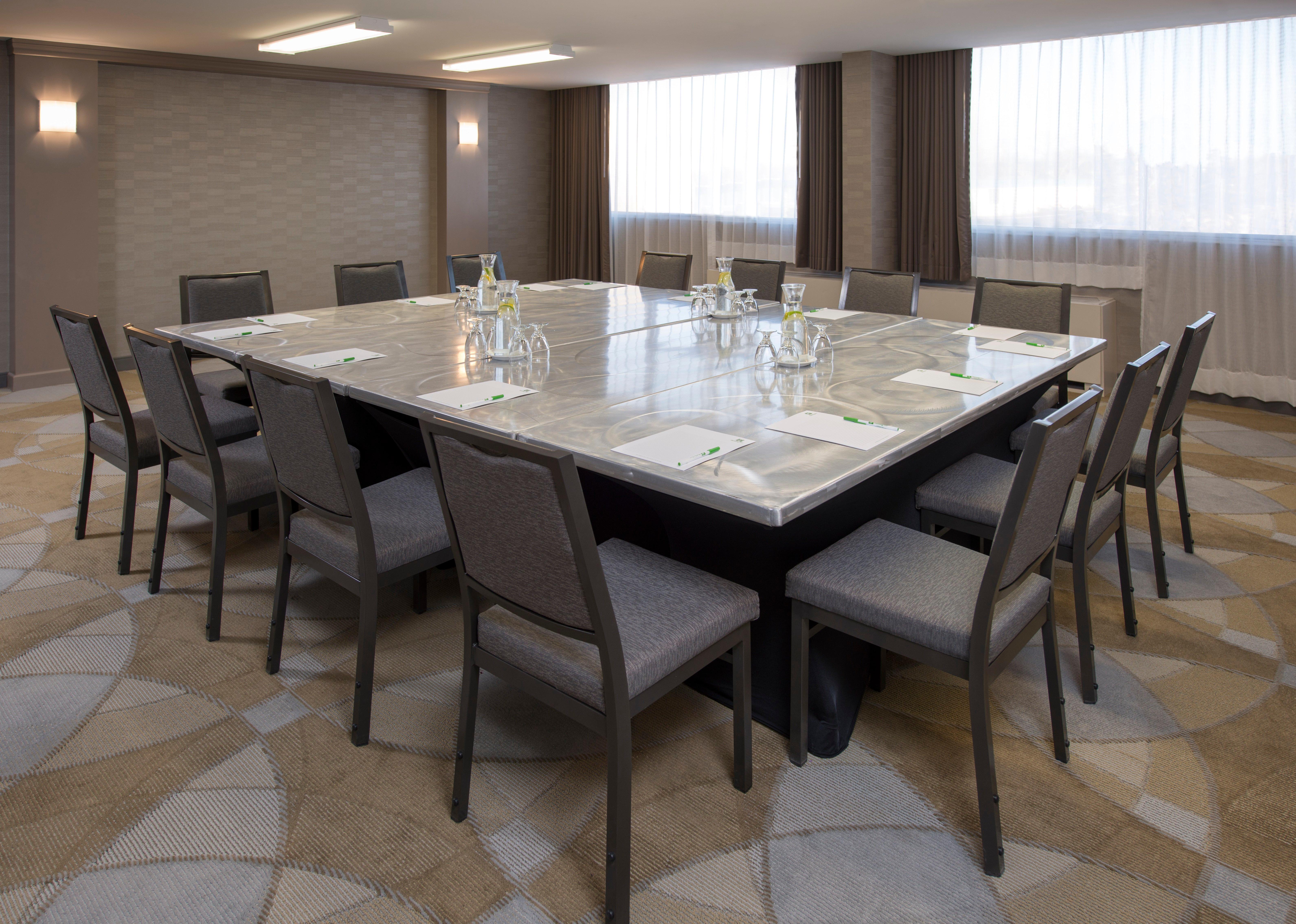 Holiday Inn Winnipeg-South By Ihg Exterior photo
