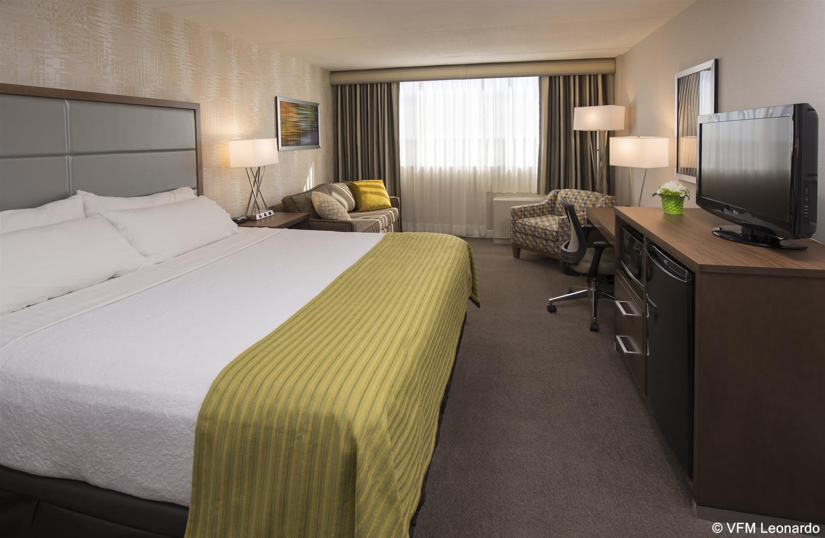 Holiday Inn Winnipeg-South By Ihg Exterior photo