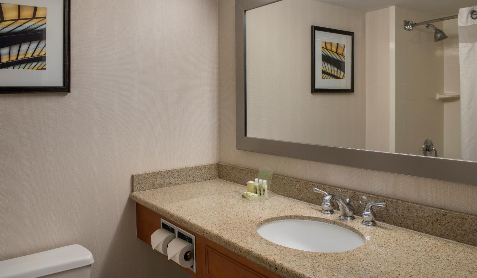 Holiday Inn Winnipeg-South By Ihg Exterior photo